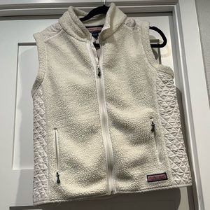 Vineyard Vines white Sherpa vest